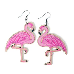 Vaneriset flamingo-korvakorut, vaaleanpunainen flamingo-korvis, lintu-korvakorut, vaaleanpunaiset korvakorut, kotimaiset design-korut, näyttävät korvikset, pienyrittäjän korvakorut, flamingo-koru, vaneri-korvakorut, korvakorut, korvikset, korut