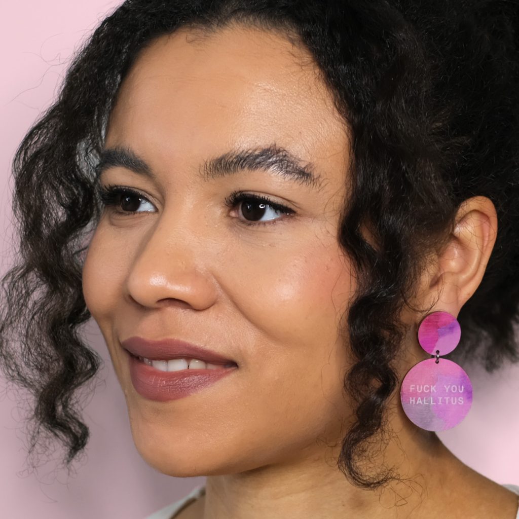 Fuck you hallitus yllä lähi isokoko